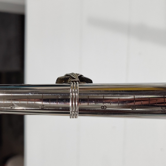 Labradorite & Sterling Silver Ring in size 7 - Picture 5 of 8